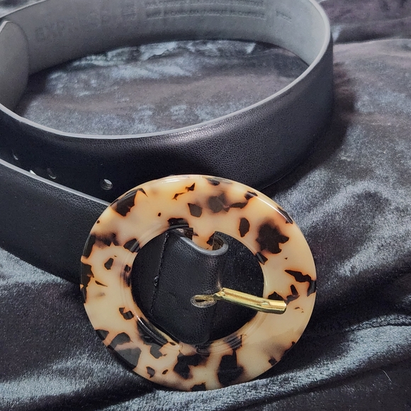 Express Accessories - Express Black Belt with Tortoiseshell Accent